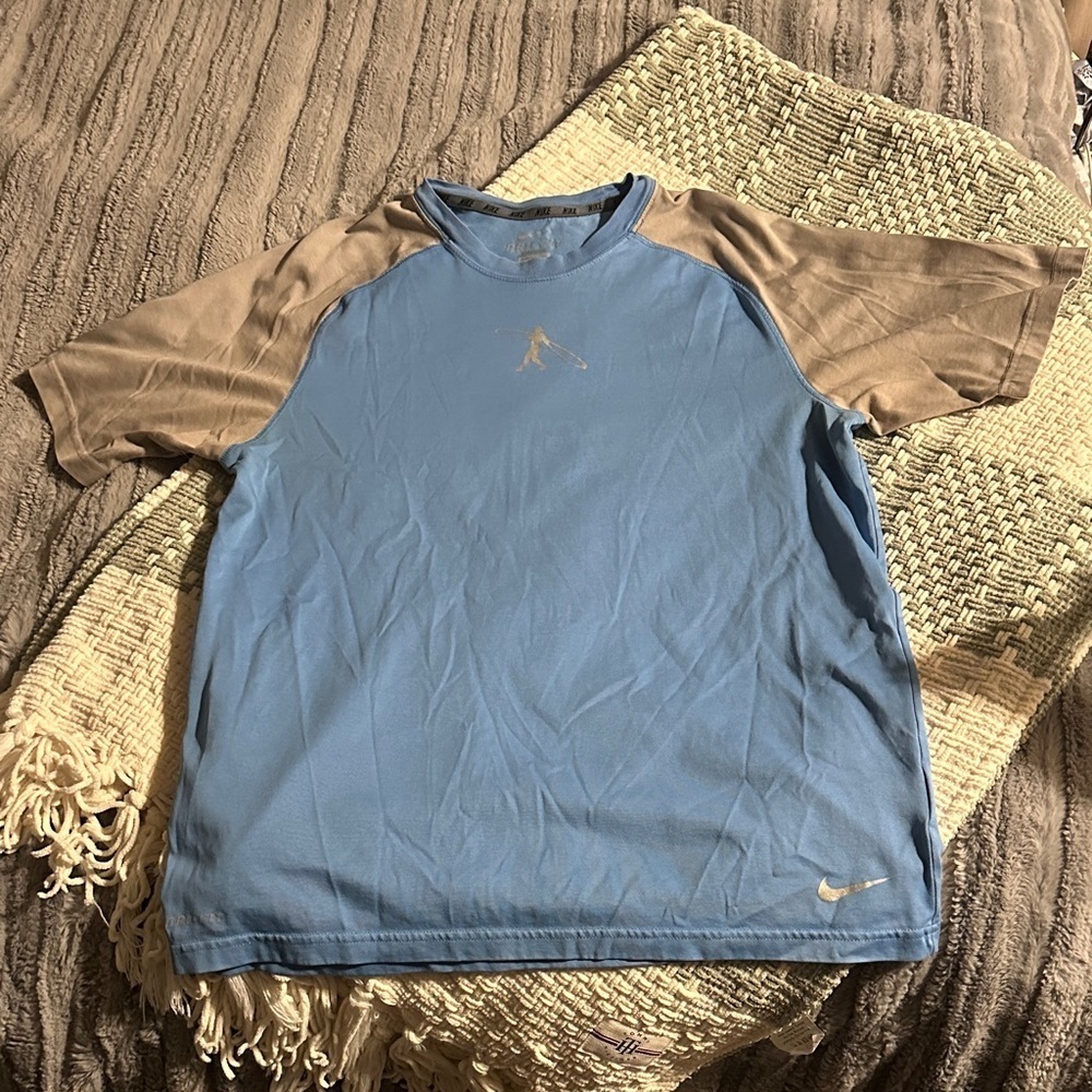 Men’s Nike t shirt